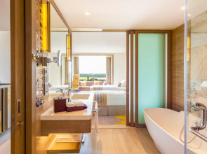 Crowne Plaza Vientiane by IHG