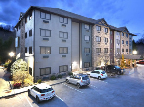 Brookstone Lodge near Biltmore Village, an Ascend Collection Hotel