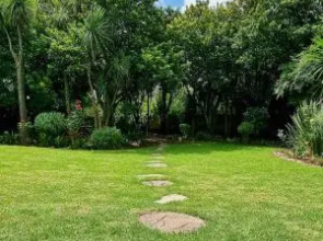 Pari Guest House