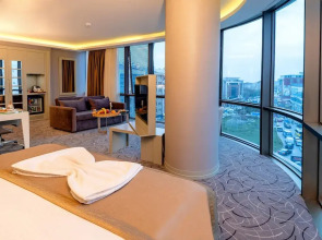 The Conforium Hotel Van