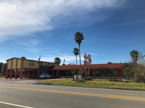 Gulfway Motel & Restaurant