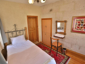 Kookaburra Hotel