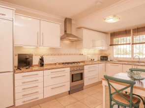 Villa With Very Spacious Terrace, Beautiful View of the Mountains & Private Pool