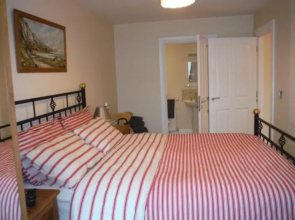 46 West Strand Avenue