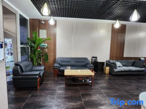 Suifenhe Shengshi Hotel