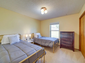 Quiet Oklahoma Home - Close to Golf Courses!