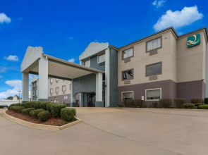 Quality Inn & Suites Pearl - Jackson