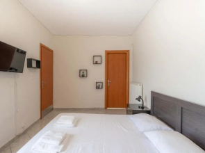 House 1 minute away from the beach