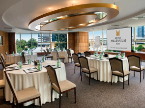 Отель Grand Millennium Dubai