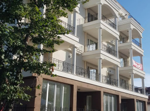 MIDA Apartment