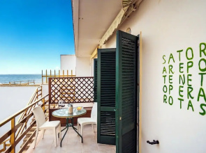 Riva Di Mare Apartment Near The Sea