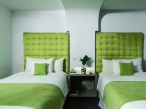 Riande Aeropuerto Hotel & Casino
