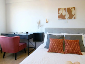 Phaedrus Living: Seaside Residence Lighthouse 70