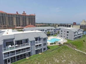 Sea Cloisters 303e 2 Bedroom Condo by RedAwning