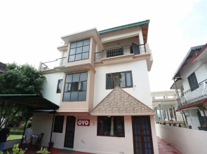 Alinda Guest House By OYO Rooms