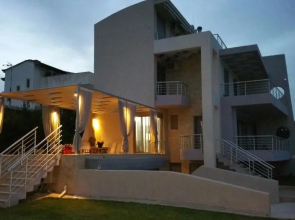 Villa By The Sea Vravrona Loutsa(Near The Airport&Metropolitan)