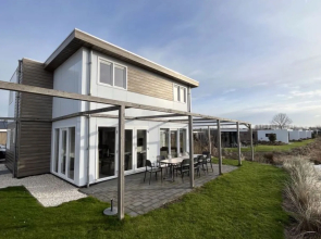 Pavilion LEtage 10