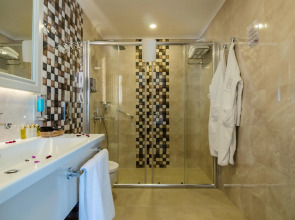 Fatih Hotel Kleopatra