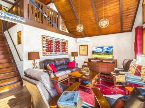 Cottonwood Chalet in Packwood