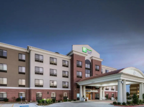 Holiday Inn Express Hotel and Suites Pryor by IHG