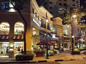 A2J BGC Luxury 1BR Suite Near Burgos Circle & Mall