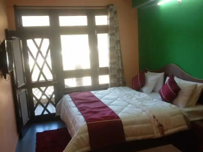 ADB Rooms Hotel Devine Point, Shimla
