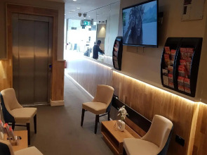 Ascot Hyde Park Hotel