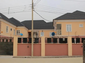 Ayoluyem Hotel