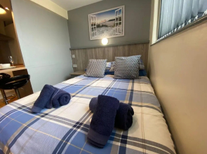 Seaside Suites Superior Apartments