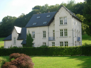 Lovely Holiday Home in Chimay with Terrace
