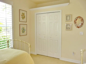 931 Hyacinth Court