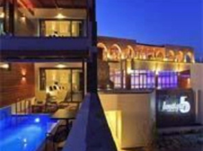 Boutique 5