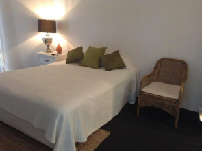 Surfers Plaza Resort