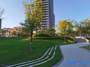 Qihai Beach · Sea View Resort Apartment (Hailing Island Dajiao Bay Marine Park Branch)