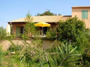 Villa With 4 Bedrooms In Trets, With Wonderful Mountain View, Private Pool, Furnished Garden - 32 Km From The Beach