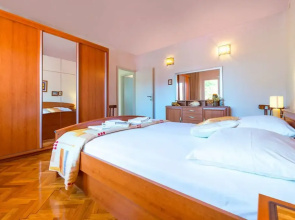 Holiday Home Ore-Beach