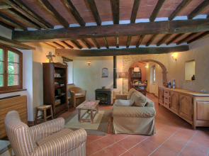Magnificent Farmhouse in Lucignano With Swimming Pool