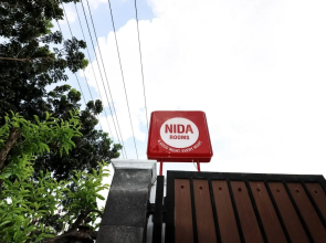 RedDoorz near Terminal Condong Catur 2