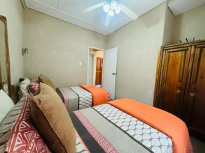 Room-busa House Self Catering Guest Hous