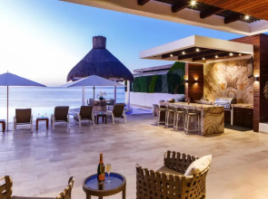 The Ultimate Holiday Villa in With Private Pool and Close to the Beach, Cabo San Lucas Villa 1049
