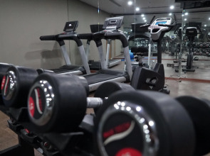 Yuksel Istanbul Yenikapi