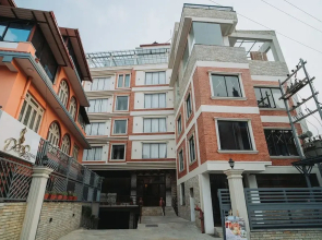 Dees Boutique Hotel