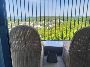 Capella Apartment Fireworks & Ocean View