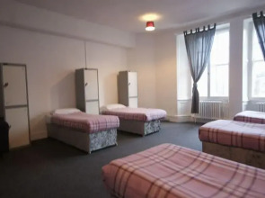 Princes Street Party Palace II