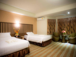 Collection O JA Siam City