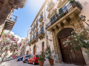 Casa Degli Affreschi a Palazzo Lungarini by Wonderful Italy