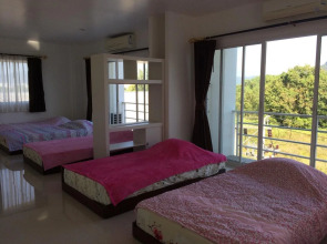 Arun Seaview Apartment