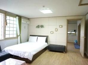 Casa Linda Pension-Acommodation