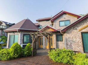 Sunrising forrest Pension