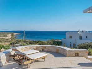 Scenic Seaview villa at Faragas